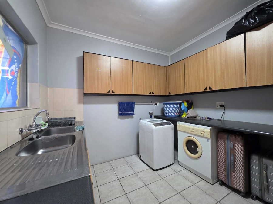 3 Bedroom Property for Sale in Welgelegen Western Cape